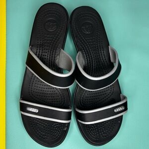 Crocs Madeira Slip-On Sandals Women’s Size 9